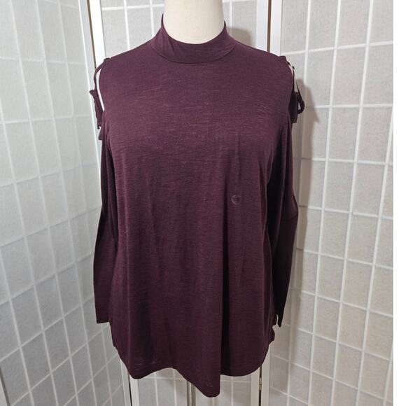 NWT Lane Bryant Women's Mock Neck Cold Shoulder Top Shirt PIus Size: 18/20 (2X) - Picture 2 of 7